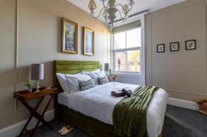 Crescent View Apartment